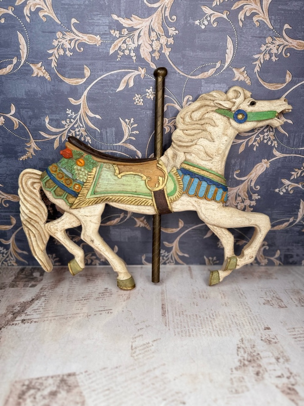 Vintage Carousel Horse Wall Plaque Resin Metal 1987 Decorative Accent